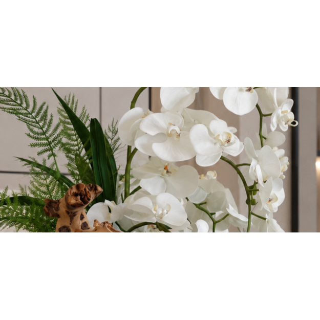 Prabangi dirbtinių baltų orchidėjų kompozicija bronzinėje vazoje su dekoratyvine mediena